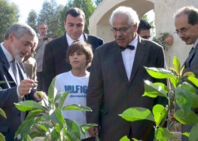Le ministre de la culture Ezzeddine Bachchaouch visite le jardin médicinal du GDA Sidi Amor