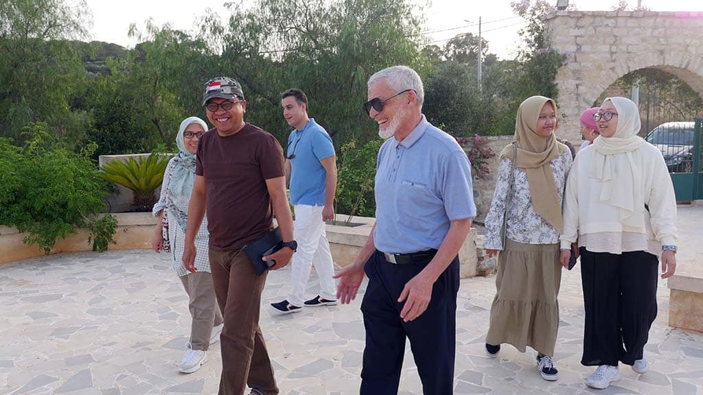 visite de l'ambassadeur d'Indonésie M. Zuhairi Misrawi au GDA Sidi Amor